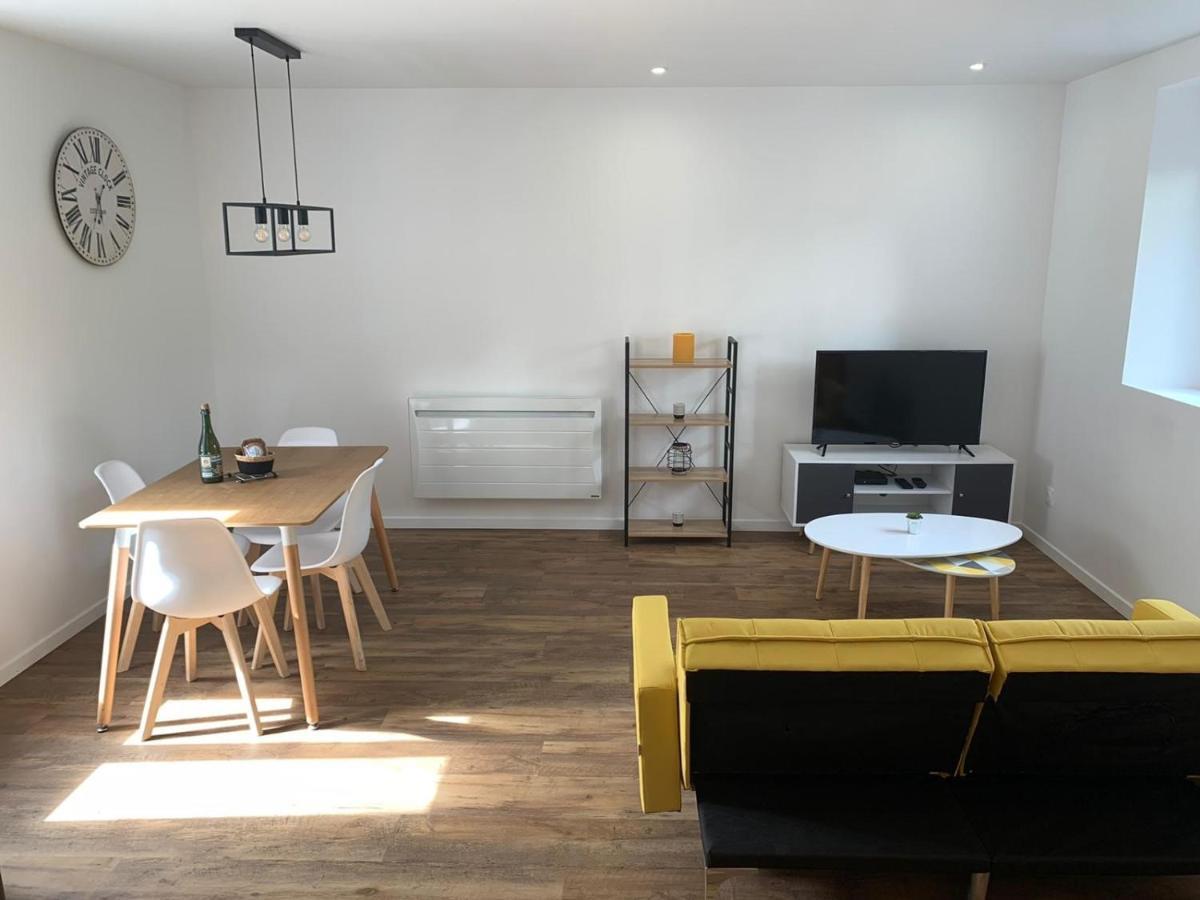 Appartement Calme Et Chaleureux Конкарно Екстер'єр фото